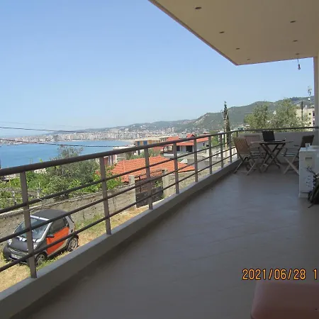 Karolina'S Bayview Apartments